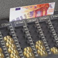 Euro-pokladnička DURABLE EUROBOXX 352x120x276mm strieborná