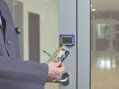 Visačka na plastovú kartu s kotúčom DURABLE 85x54mm 10ks