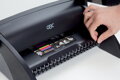 Viazací stroj GBC CombBind® C110